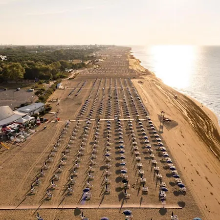 Relaxing With Garden Appartement Bibione
