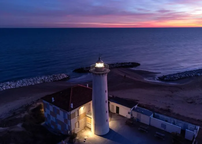 Relaxing With Garden *